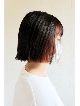 ヘアールーム スイッチ(hair room Switch) 切りっぱなしボブ×インナーカラー