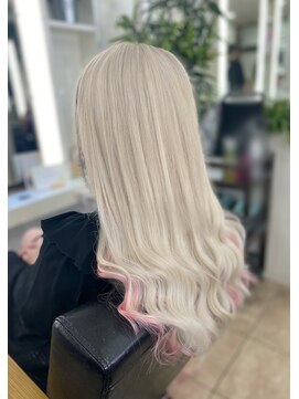 リリィー(LILY) 【LILY】　ホワイト×ピンク　☆　担当　しおん