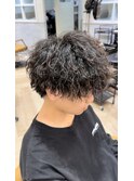 刈り上げなしツイストスパイラルマッシュウルフパーマ