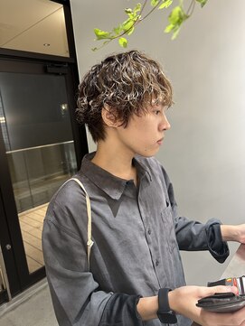 ホロ(hollo) メンズプードルパーマ