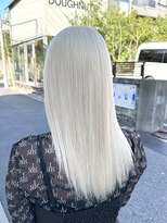 ブリーチダブルカラーホワイトカラーインナーカラー裾カラー艶髪