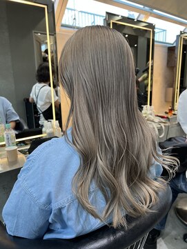 ロンドワン 三宮元町(Lond one) ロングヘア/ブリーチ/ケアブリーチ/トリプルカラー/ハイトーン