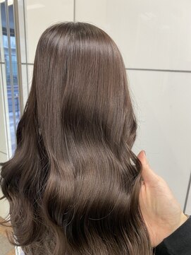 シェノン 梅田(CHAINON) チョコレートカラー×小顔レイヤーカット