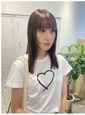 アッシュグレーカラー 顔周りレイヤーカット