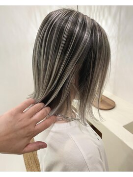 ラウレア(LAULEA) バレイヤージュカラー