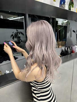 ヴァイス 新宿店(VAICE) ホワイトラベージュ/ギャル