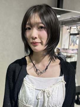 シェノン 心斎橋(CHAINON) 【Shiori】レイヤーカット/韓国ヘア/ハッシュカット/ミディアム