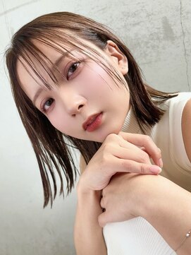 ルアナ(Luana.) 【夏っぽシースルーバングとクールな切りっぱなしBob】