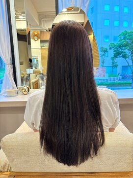 トゥ ルーチェ(tu.luce) ナチュラルロングヘア―