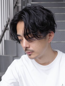 フィフス(fifth) 原宿シャドウパーマメンズカットセンターパートコンマヘアfifth