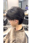 センターパート×フェザーパーマ