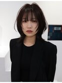 ミディアムレイヤー　ハッシュカット　くびれヘア