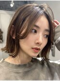 韓国風ショートボブ/切りっぱなしショート/白髪ぼかしハイライト