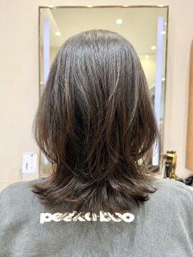 ピークアブー アヴェダ ギンザシックス(PEEK-A-BOO AVEDA GINZASIX) 外ハネミディアムレイヤー/くびれレイヤー/銀座