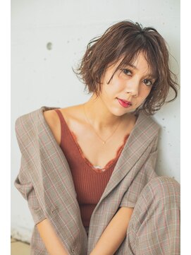 コモド(COMODO) 【comodo】ふんわり丸みショートボブパーマ