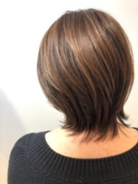 アッシュ 町田駅前通り店(Ash) ミディアムレイヤー