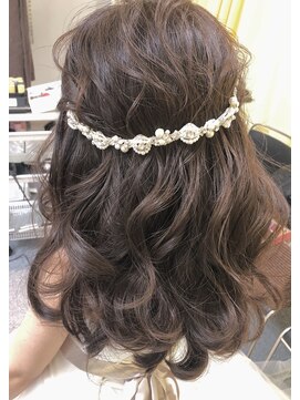 ビューティーサロン コマ(koma) ブライダル☆ゆるふわルーズなダウンヘアアレンジ