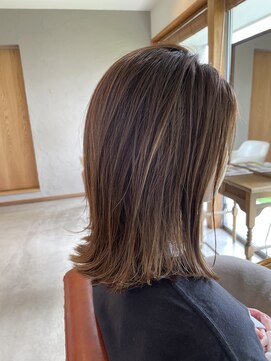 ヘアールームフルール(Hair room Fleur) 切りっぱなし