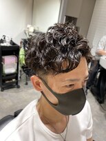 リンカラン トロワ(LINGKARAN Trois)&nbsp;ショートレイヤースパイラルパーマ2ブロ刈り上げ