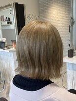 フロープ(frope)&nbsp;frope切りっぱなしボブ×ミルクティーベージュ@島尻