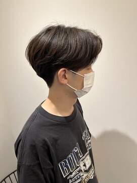 リリアーナ(LILIANA) センターパート　メンズパーマ　池袋　ニュアンスパーマ