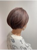 ショートボブ×ラベンダーピンク