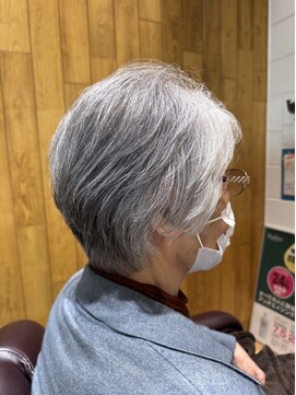 チアー ヘアリラクゼーション(cheer HAIRRELAXATION) グレイヘアショート