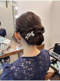 正装に合う下めシニョン♪