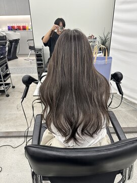 ハイライトバレイヤージュダブルカラーケアブリーチ30代40代50代