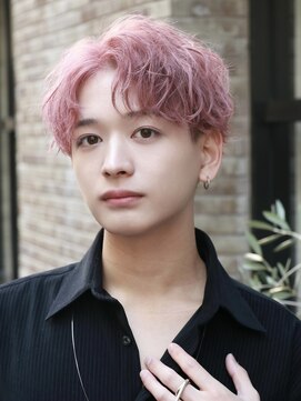 オーシャントーキョー ウエスト(OCEAN TOKYO WEST) センターパートフェザーショート