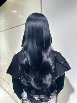 フォルテミラ(FORTE MILA) うる艶で可愛い寒色カラーに！