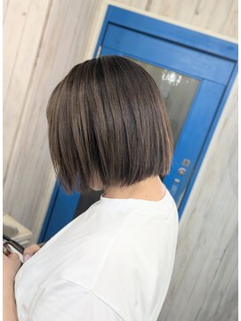 ヘアリゾートエーアイ 浅草店(hair resort Ai) ぱっつんボブ+顔周りレイヤー+白髪ぼかしアディクシーカラー