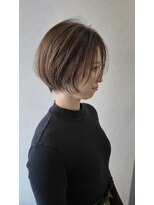 エン(en,)&nbsp;くびれショート/透明感ベージュ/似合わせカット