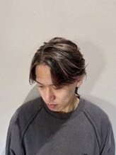 リット(lit.) メッシュカラー ツーブロック フェザー ショート