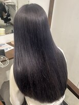 ルイ(ROUIS produced by LUCK 津田沼)&nbsp;ダークブルー/ネイビー/艶ハイトーンロング/デザインカラー