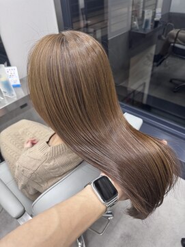 カルム 天神大名(calme) 【calme】ミルクティーベージュ 髪質改善 春色ハイトーン