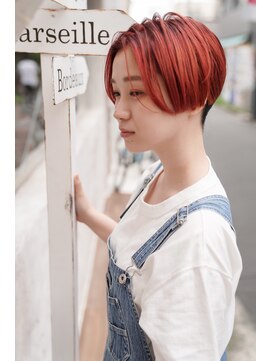 カライング(ing) 【+～ing】ハンサム刈り上げ女子ひし形ショート【畠山竜哉】