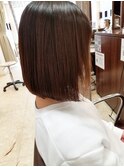 酸性ストレートさらさらボブスタイル