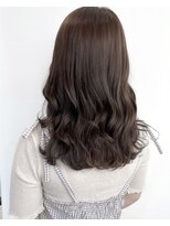 プラグ バイ ネオリーブ(plug by neolive)&nbsp;マロンベージュ☆くびれヘア/デザインカラー/アースカラー