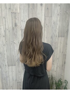 ボンズ(Bonds) たっぷりハイライトにベージュカラー