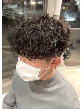 ブランコジーサウス(BLANCO G South) 波巻きスパイラルパーマ ツーブロック マッシュ 骨格補正