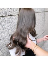 アット(at...)&nbsp;オリーブグレージュ