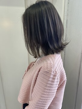 ヘアーデザイン シュシュ(hair design Chou Chou by Yone) 透明感ハイライト&ダークグレージュ♪