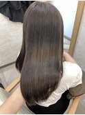 ナチュラルグレージュ