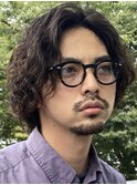 センターパートツイストスパイラルパーマ波巻きスパイラルパーマ