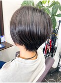 ショートボブ