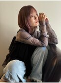 ピンクベージュ