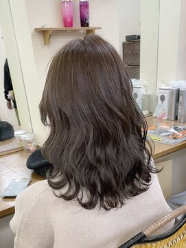 カルフール 草加本店(Carrefour) ボルドーブラウン・ゆるふわ巻き・暖色系カラー・艶感カラー