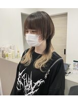 メルク(merc)&nbsp;カール/セミディ/シアーカラー/姫カット/ブリーチ