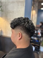 ホーミー(Homie) 【ブリーチカラー】ホワイトメッシュ×パーマ